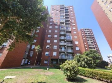 Departamento · 44m² · 2 Ambientes · Venta Amplio Departamento 2 Ambientes Avellaneda
