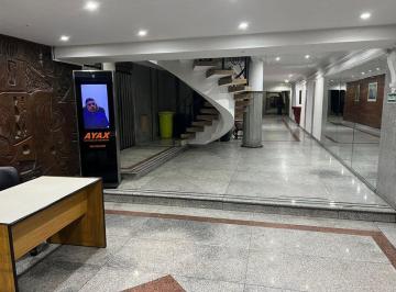 Departamento · 39m² · 2 Ambientes · Venta 2 Amb. Amplio. Retiro!apto Prof. a Reciclar!