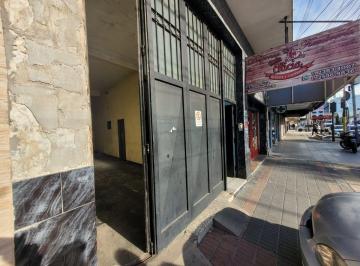 Casa · 532m² · 10 Ambientes · 3 Cocheras · Chalet con Fabrica, Local, Dep 2 Amb y Quincho