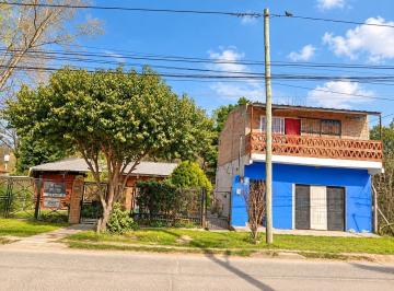 Casa · 130m² · 3 Ambientes · 1 Cochera · Casa 3 Amb con Quincho en Guernica