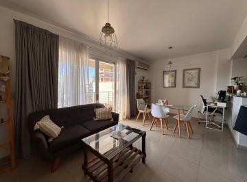 Departamento · 42m² · 2 Ambientes · Venta Depto Semipiso 2 Ambientes Balcón Lanús Este