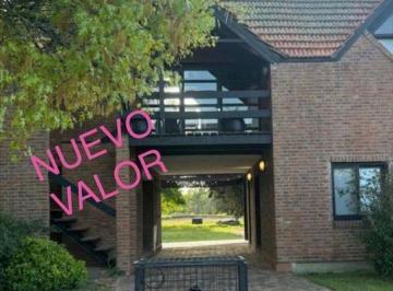 Casa · 197ha · 5 Ambientes · 2 Cocheras · Nuevo Valor U$s 370.000. Praderas de Lujan.