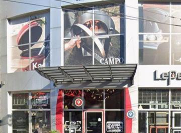 Local comercial · 315m² · Local Comercial Excelente Ubicación Av H. Yrigoyen