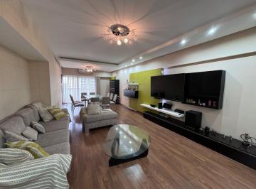 Departamento · 176m² · 5 Ambientes · 1 Cochera · Venta 5 Amb de 186 m - Apto Credito - Lomas Centro