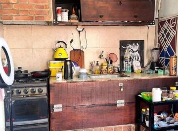 PH · 86m² · 4 Ambientes · Departamento 4 Amb en Lanus Escucha Propuestas