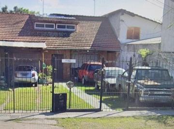 Casa · 100ha · 4 Ambientes · 3 Cocheras · Venta Casa 4 Ambientes Quilmes Apta Credito