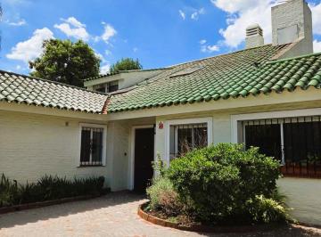 Casa · 279m² · 4 Dormitorios · 4 Cocheras · Casa en Las Lomas - San Isidro