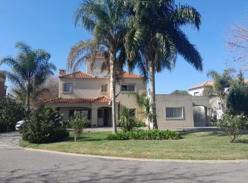 Casa · 335m² · 5 Ambientes · 3 Cocheras · Venta con Renta, Casa, 5 Ambientes, Club de Campo Los Puentes