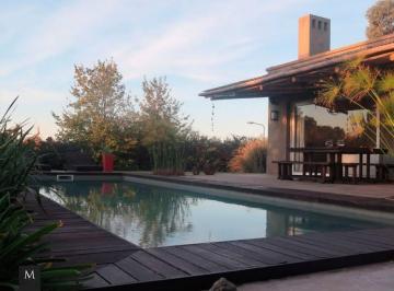 Casa · 395m² · 10 Ambientes · 2 Cocheras · Casa en Pilara La Berlina 4 Dorm en Suite y Pileta