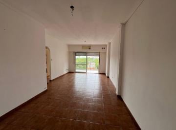 Departamento en Venta de 3 ambientes Monte Grande · Departamento 3 Ambientes en Venta! Zona Centrica