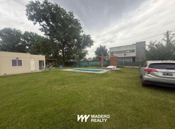 Casa · 49m² · 3 Ambientes · 2 Cocheras · Casa 2 Dorm. con Amplio Parque y Piscina - Parque Sicardi