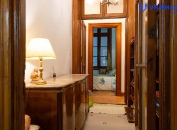 Departamento · 110m² · 5 Ambientes · Depto. de 110 m² Apto Prof. y Divisible en Edificio Histórico del Microcentro