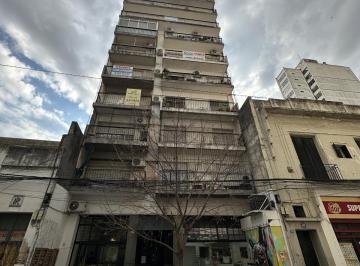 Departamento · 93m² · 4 Ambientes · Semipiso de 3 Dorm.. Amplísimo, Luminoso, Balcón Al Frente