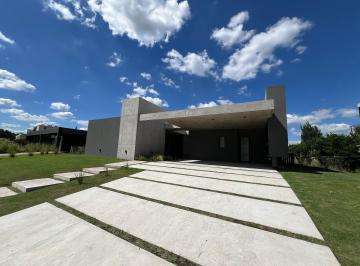 Casa de 6 ambientes, Pilar · Venta - Casa 4 Dorm. - La Calesa - Pilara