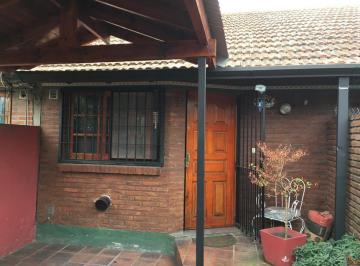 PH · 83m² · 3 Ambientes · 1 Cochera · PH - Berazategui