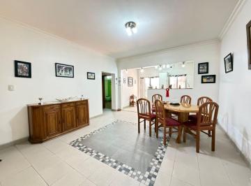Casa de 3 ambientes, Lanús · Casa de 3 Ambientes con Patio y Quincho con Terraza y Parrilla