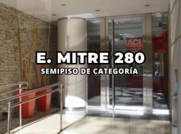 Departamento · 66m² · 3 Ambientes · Excelente Semipiso de Categoría con Balcón - Caballito