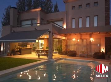 Casa de 5 ambientes, Esteban Echeverría · Casa - Saint Thomas Oeste