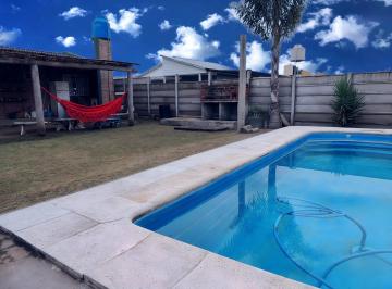 Casa · 75m² · 3 Ambientes · 3 Cocheras · Casa en Barrio Parque Matheu en Venta