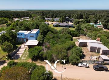Terreno · 1060m² · Terreno Lote en Venta en Costa Esmeralda, Barrio Senderos