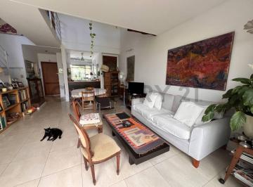 Casa · 149m² · 5 Ambientes · 2 Cocheras · Venta Casa 5 Ambientes en Tigre Centro
