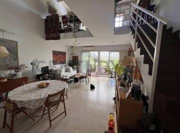 Casa · 149m² · 5 Ambientes · 2 Cocheras · Venta Casa 5 Ambientes en Tigre Centro