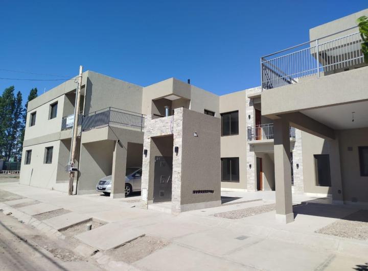 Departamento · 75m² · 3 Ambientes · 1 Cochera