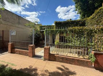 PH de 3 ambientes, Avellaneda · PH Tipo Casa de 3 Ambientes Muy Amplio
