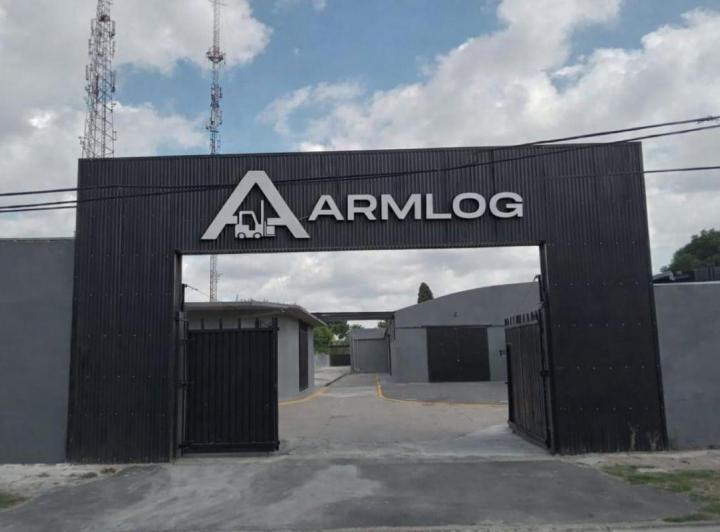 Depósito · 100m²