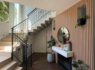 Casa · 340m² · 6 Ambientes · Casa Chalet en Venta en Ayres Plaza, Pilar, G. B. a. Zona Norte