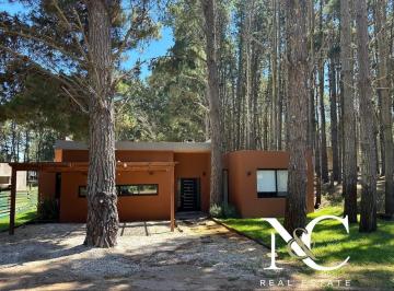 Casa · 155m² · 4 Ambientes · Casa en Venta en Costa Esmeralda