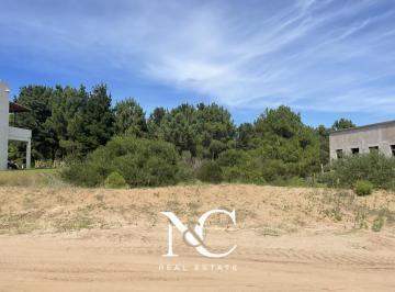 Terreno · 873m² · Lote Terreno en Venta en Costa Esmeralda, Barrio Ecuestre
