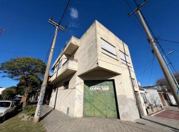 PH · 179m² · 5 Ambientes · 4 Cocheras · PH y Taller en Venta en Bernardino Rivadavia, Mar del Plata