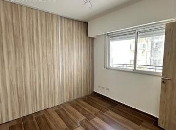 Departamento · 39m² · 2 Ambientes · 1 Cochera · Venta Departamento de 1 Dormitorio con Balcón Mitre Al 1100