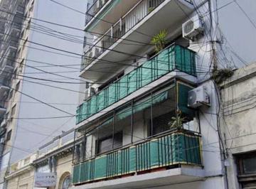 Departamento · 84m² · 4 Ambientes · Departamento Semipiso en Venta en Avellaneda, G. B. a. Zona Sur, Argentina