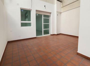 Departamento · 41m² · 1 Ambiente · Oportunidad de Inversión: Monoambiente Reciclado a Nuevo con Patio – Ballester Centro