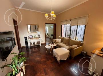 Casa · 171m² · 4 Ambientes · 2 Cocheras · Casa Pileta Parrilla Quincho Venta Centro Berazategui
