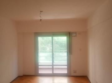Departamento de 4 ambientes, Rosario · Dpto. en Alquiler 9 de Julio 620