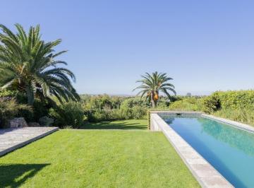 Casa · 565m² · 8 Ambientes · 2 Cocheras · Casa en Venta en Acassuso, San Isidro, G. B. a. Zona Norte