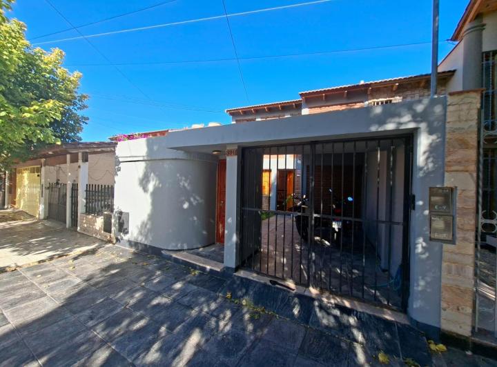 Casa · 123m² · 4 Ambientes · 1 Cochera