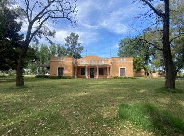 Casa quinta importante - 10 hectáreas