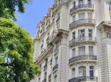 Oficina comercial · 419m² · 12 Ambientes · 6 Cocheras · Venta Piso con Amplias y Elegantes Oficinas en Edificio de Patrimonio Histórico.