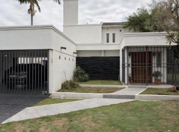 Casa de 7 ambientes, Córdoba · Venta Casa 4 Dorm C/ Pileta - Quincho Bo. Alto Verde