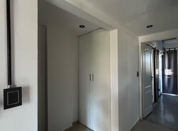 Departamento · 41m² · 2 Ambientes · 1 Cochera · Venta 2 Ambientes en Lomas de Zamora Centro.