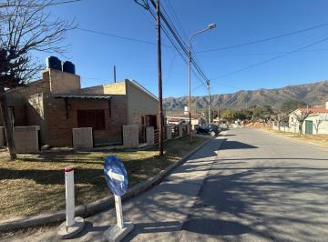 Casa de 6 ambientes, Santa María de Punilla · Impecable Casa de 3 Dorm. Más Departamento en Santa Maria