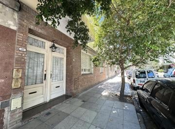 PH · 91m² · 4 Ambientes · Excelente PH de 4 Ambientes con Patio Sin Expensas en Floresta
