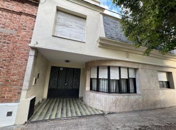 Casa de 4 ambientes, La Plata · Casa en Venta en La Plata, Calle 52 E/ 29 y 30 (Parque San Martin)