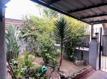 Casa · 83m² · 3 Ambientes · 1 Cochera · 3 Amb C/garage, Patio y Terraza - Vta Dta - Apto Crédito - Oportunidad!