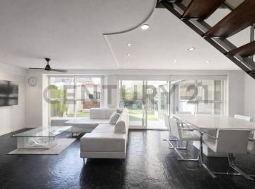 Departamento · 110m² · 3 Ambientes · 1 Cochera · Venta Dto. 3 Amb C/patio y Cochera
