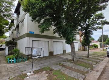 Departamento · 50m² · 3 Ambientes · 1 Cochera · Oportunidad - 3 Amb con Garaje y Gas Natural a Remodelar!